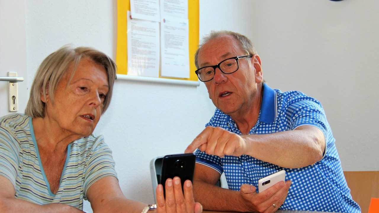 dôchodcovia seniori dôchodok